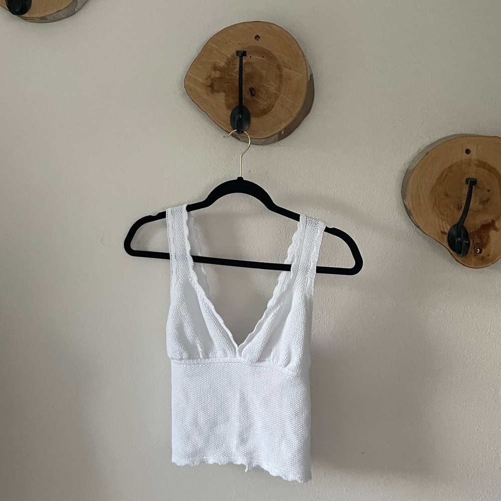 Tezenis Cropped Tie-Back Crochet Top